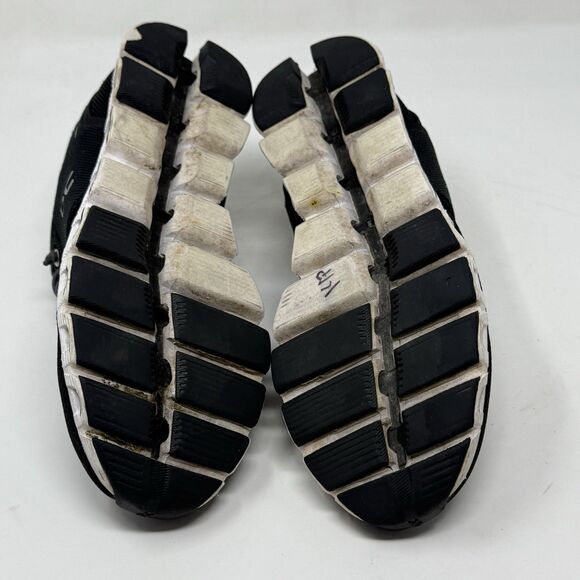 On Cloud 5 Running Shoes Womens 9 Black Mesh Lightweight Sneakers - Picture 12 of 16